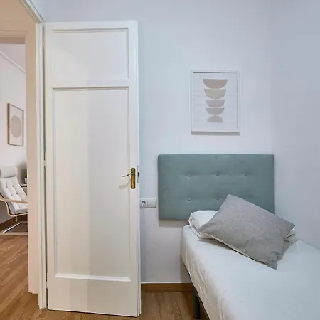 Bbarcelona Eixample Flat Daire *