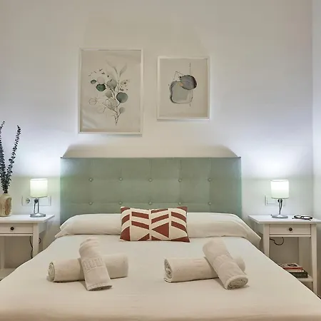 Апартаменты Bbarcelona Eixample Flat *